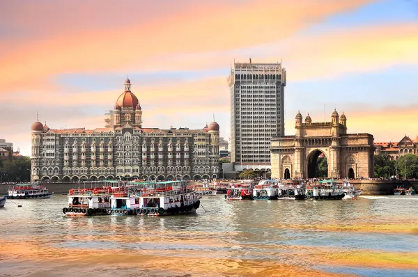 Calling family in India from the US? Skip the roaming charges and SIM cards, dial any Indian number from your browser.